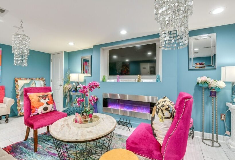 Chic Baltimore Retreat   6 Mi To Downtown!
