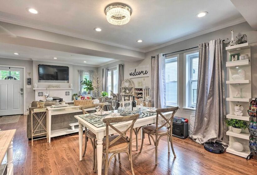 Chic Baltimore Retreat   6 Mi To Downtown!