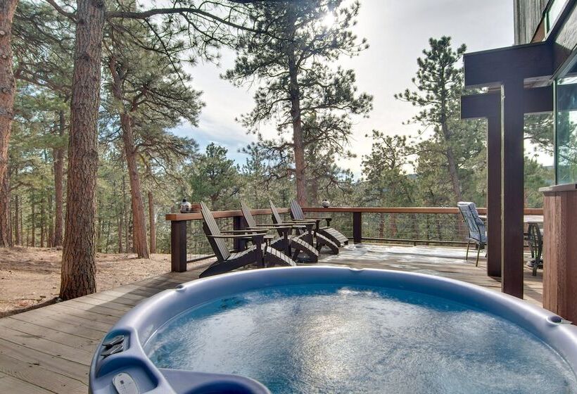Chic Boulder Mountain Home W/ Hot Tub + Views
