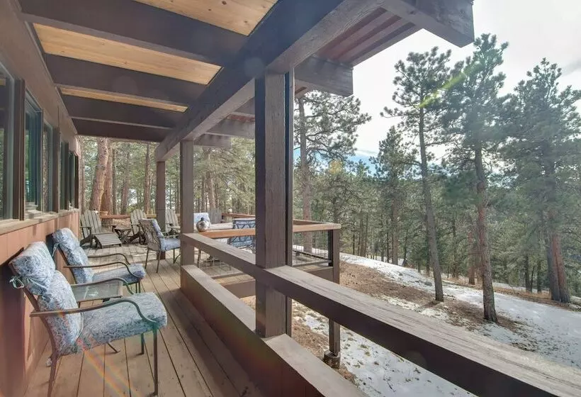 Chic Boulder Mountain Home W/ Hot Tub + Views