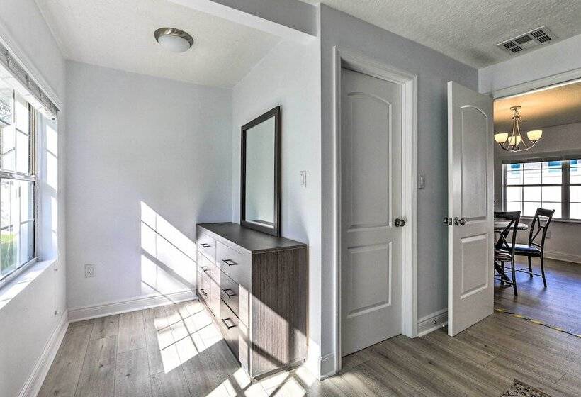 Chic Home W/ Fire Pit & Patio, Walk To Lake!