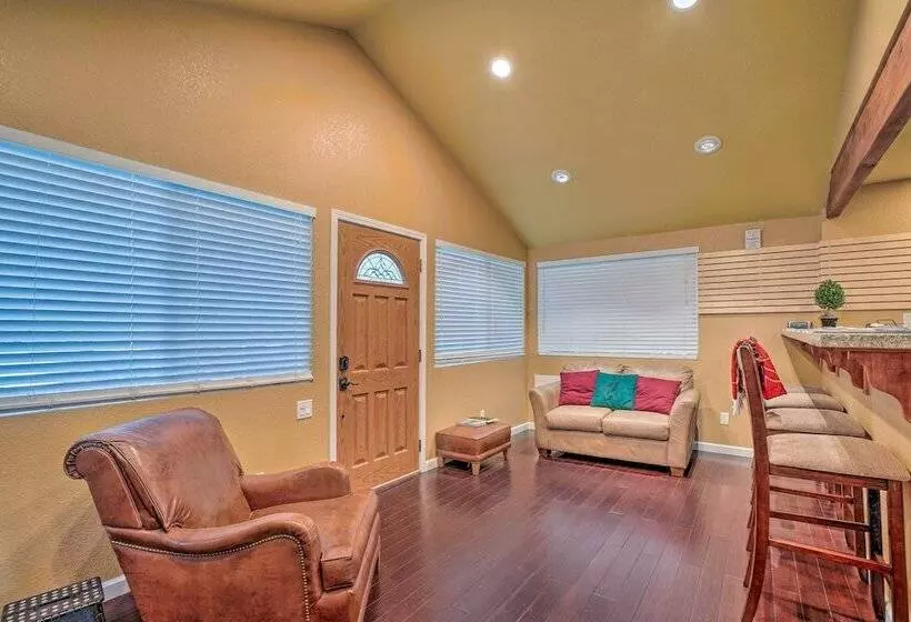 Cozy Cottage W/ Grill   5 Mi To Mt Baldy Resort!