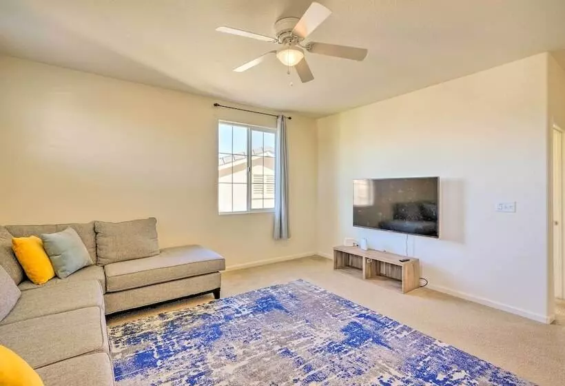 Elk Grove House W/ Grill ~ 3 Mi To Old Town!