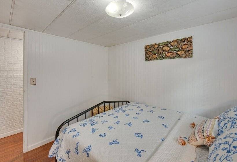 Family Home W/ Fire Pit   2 Mi To Hershey Park!