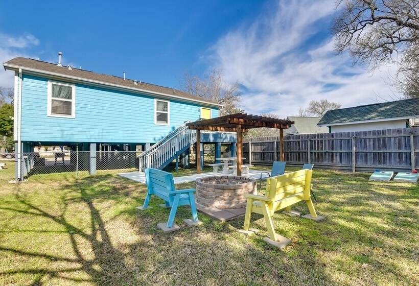 Galloping Seahorse Seabrook Home ~ 4 Mi To Nasa!