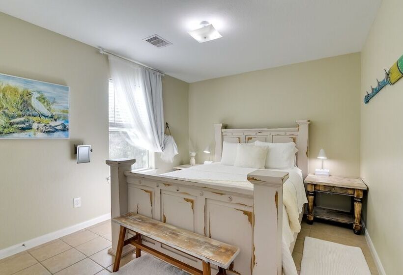 Galloping Seahorse Seabrook Home ~ 4 Mi To Nasa!