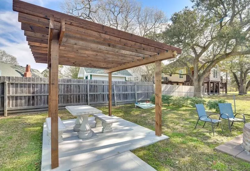 Galloping Seahorse Seabrook Home ~ 4 Mi To Nasa!