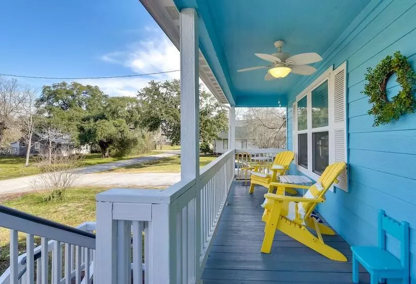 Galloping Seahorse Seabrook Home ~ 4 Mi To Nasa!