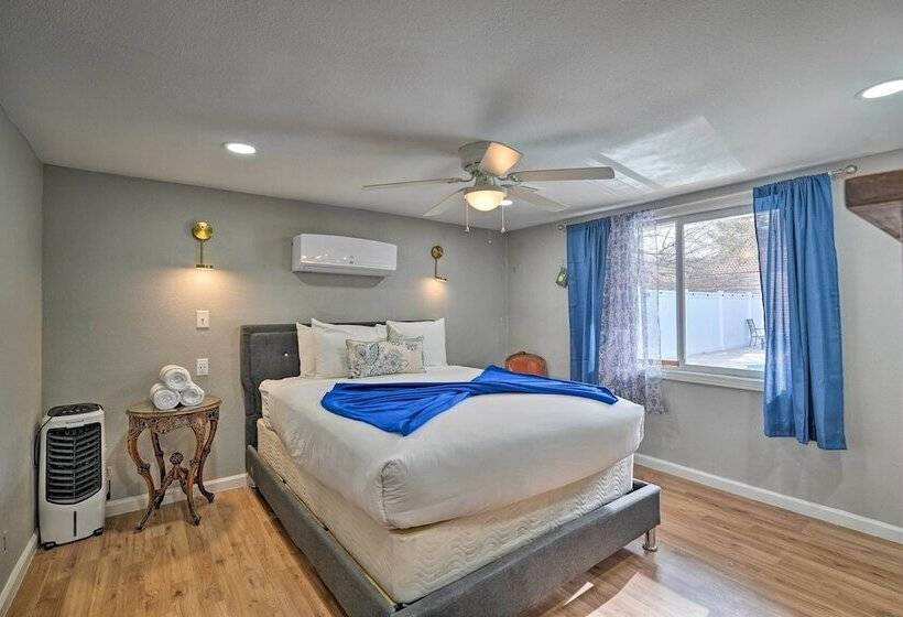 Home W/ Private Pool Near Las Vegas Strip!