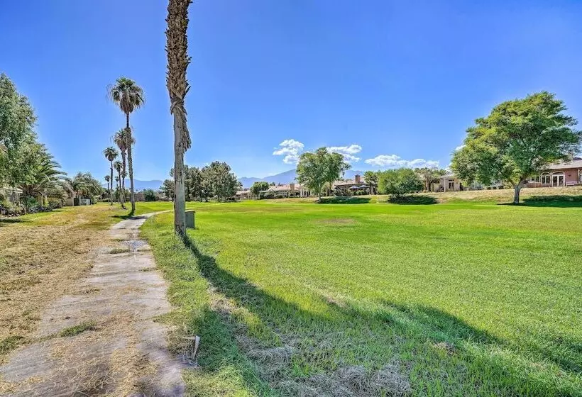 2 Mi To Coachella: Indio Home W/ Fire Pit!