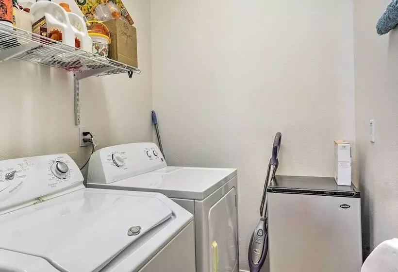 2 Mi To Coachella: Indio Home W/ Fire Pit!