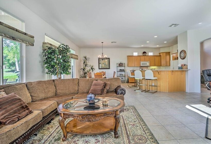 2 Mi To Coachella: Indio Home W/ Fire Pit!