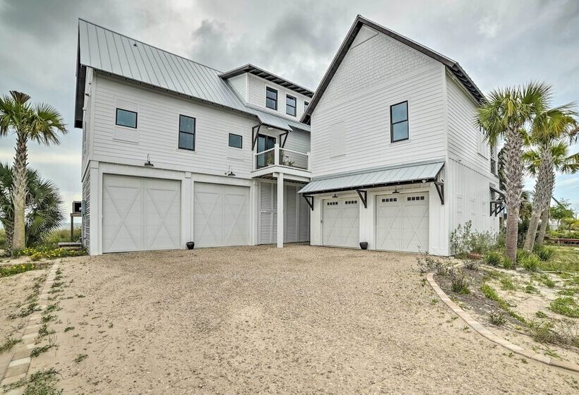 Luxe Beachfront Windmark Cottage W/ Deck!