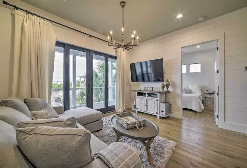 Luxe Beachfront Windmark Cottage W/ Deck!