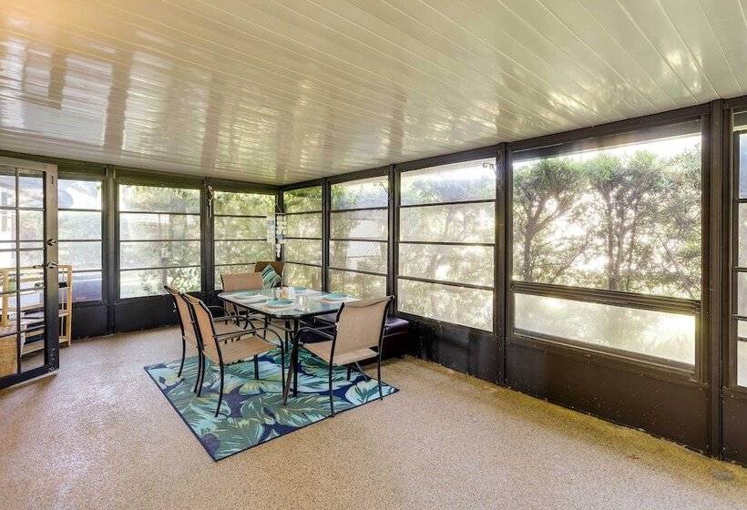 Merritt Island Home W/ Patio, 10 Mi To Cocoa Beach