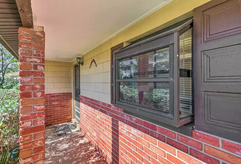 Merritt Island Home W/ Patio, 10 Mi To Cocoa Beach