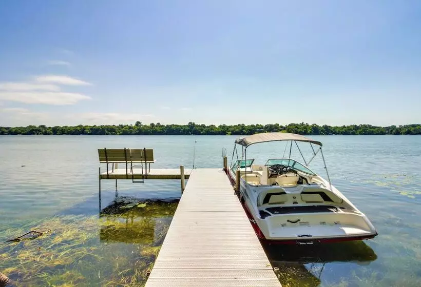 Dock + Kayaks: Alexandria Chain Of Lakes Escape!