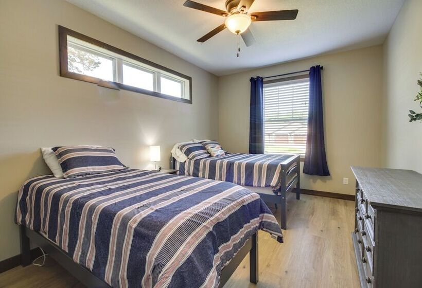 Dock + Kayaks: Alexandria Chain Of Lakes Escape!