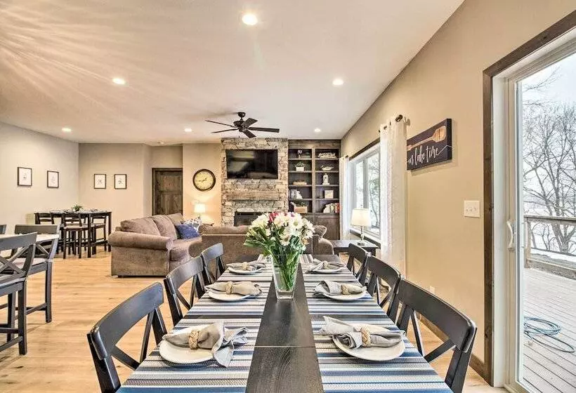 Dock + Kayaks: Alexandria Chain Of Lakes Escape!