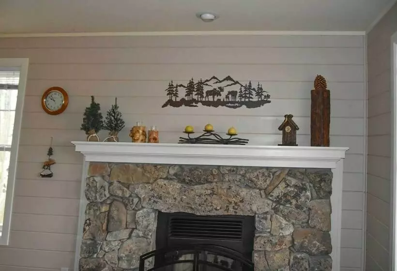 Moose Crossing Cabin On 2 Private Acres W/ Trails!