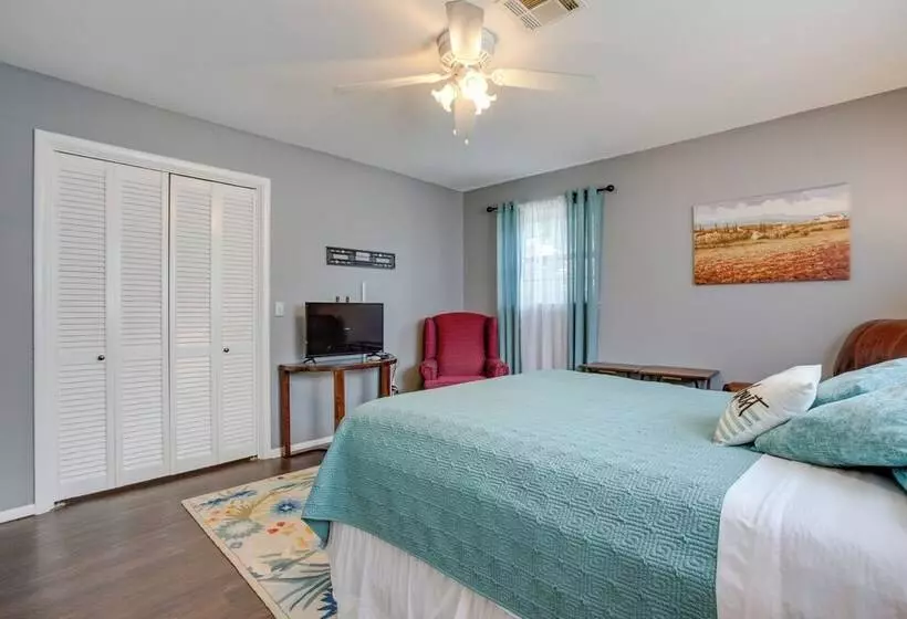 Norman Home W/ Yard, Walk To Park & Ou Campus!