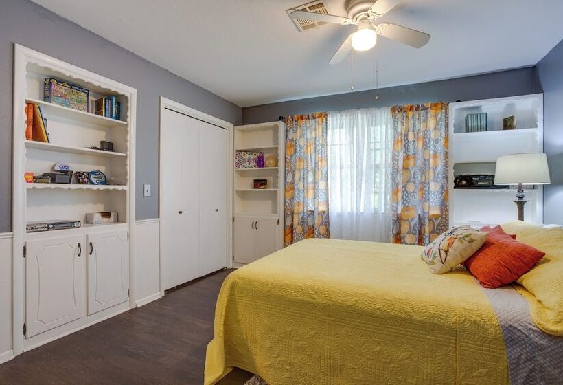 Norman Home W/ Yard, Walk To Park & Ou Campus!