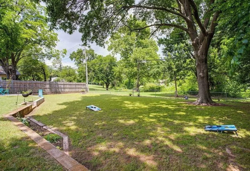 Norman Home W/ Yard, Walk To Park & Ou Campus!