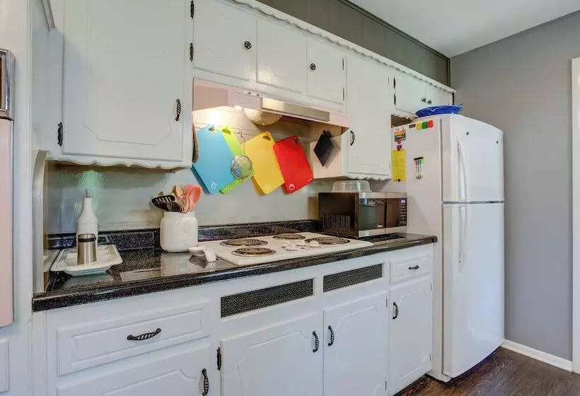 Norman Home W/ Yard, Walk To Park & Ou Campus!