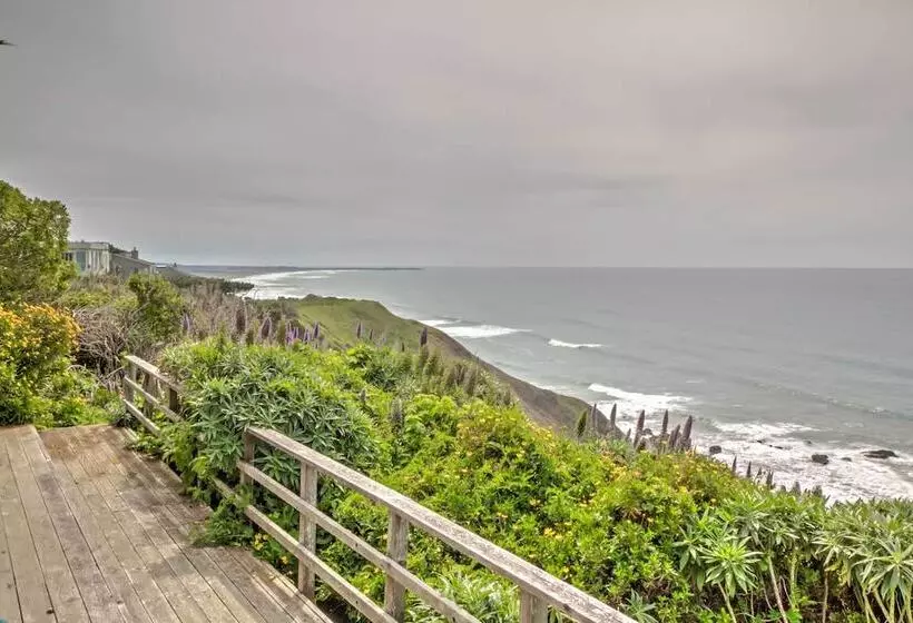 Oceanfront Irish Beach Home: Private Beach Access!