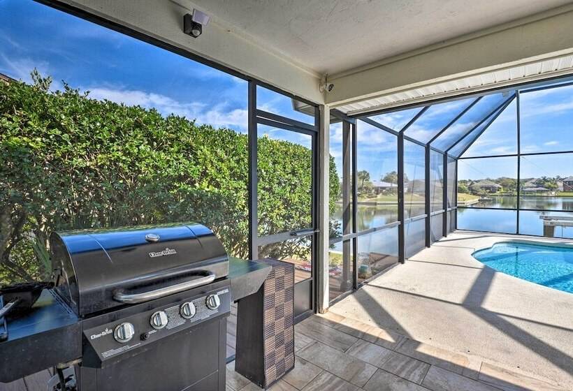 Palm Coast Home W/ Outdoor Oasis & Private Dock!