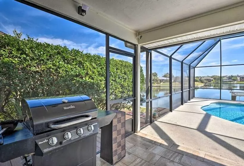 Palm Coast Home W/ Outdoor Oasis & Private Dock!