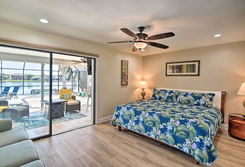 Palm Coast Home W/ Outdoor Oasis & Private Dock!