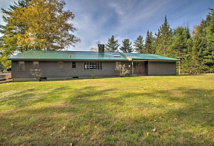 Lakefront Escape W/ Deck & Kayaks In Lovell!