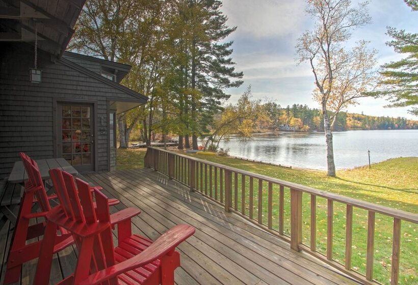 Lakefront Escape W/ Deck & Kayaks In Lovell!