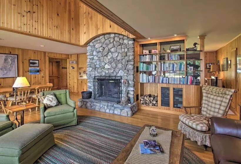 Lakefront Escape W/ Deck & Kayaks In Lovell!