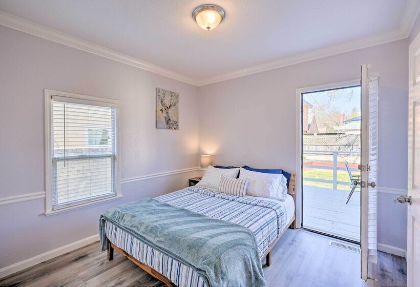 Pet Friendly Sacramento Home ~ 5 To Downtown!