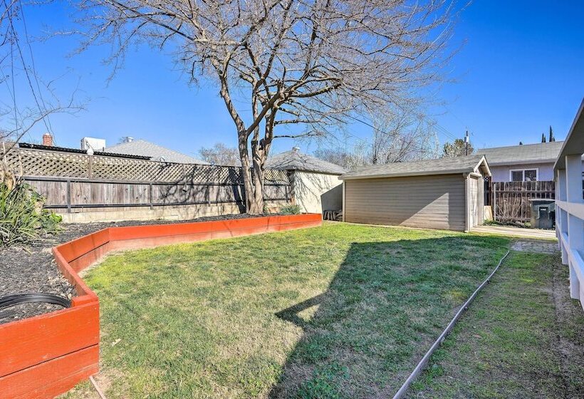 Pet Friendly Sacramento Home ~ 5 To Downtown!