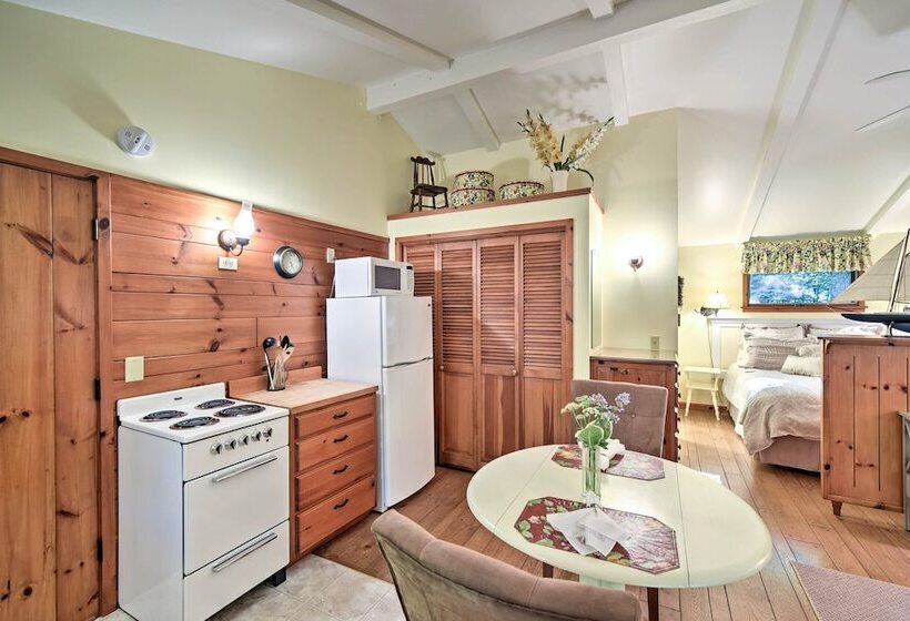 Pine Cottage  Duplex W/ Deck: Walk To State Park!