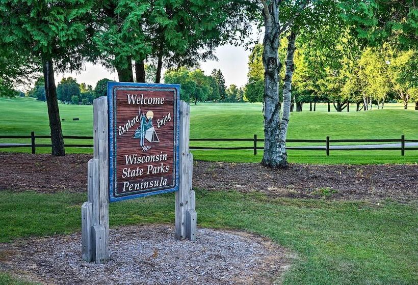 Pine Cottage  Duplex W/ Deck: Walk To State Park!