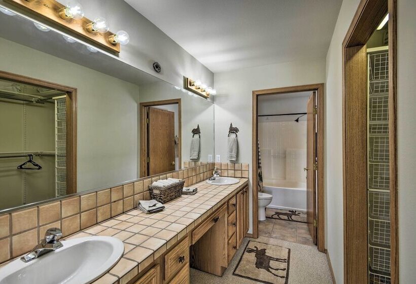 Rocky Mountain Home W/ Deck   Near Fishing & Dtwn!