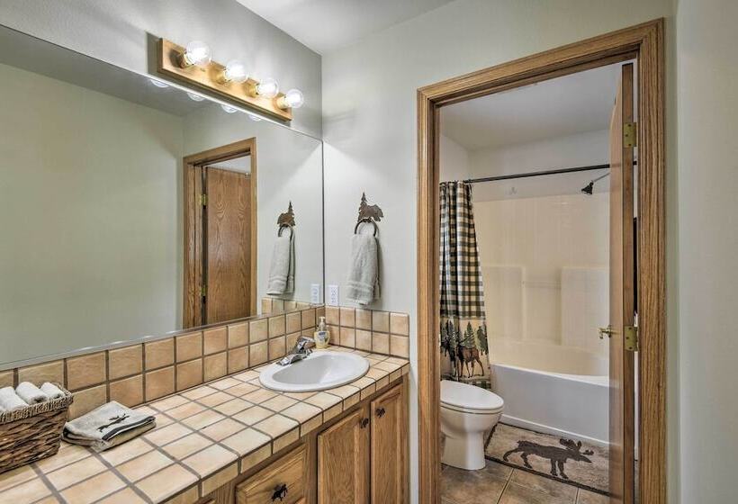 Rocky Mountain Home W/ Deck   Near Fishing & Dtwn!