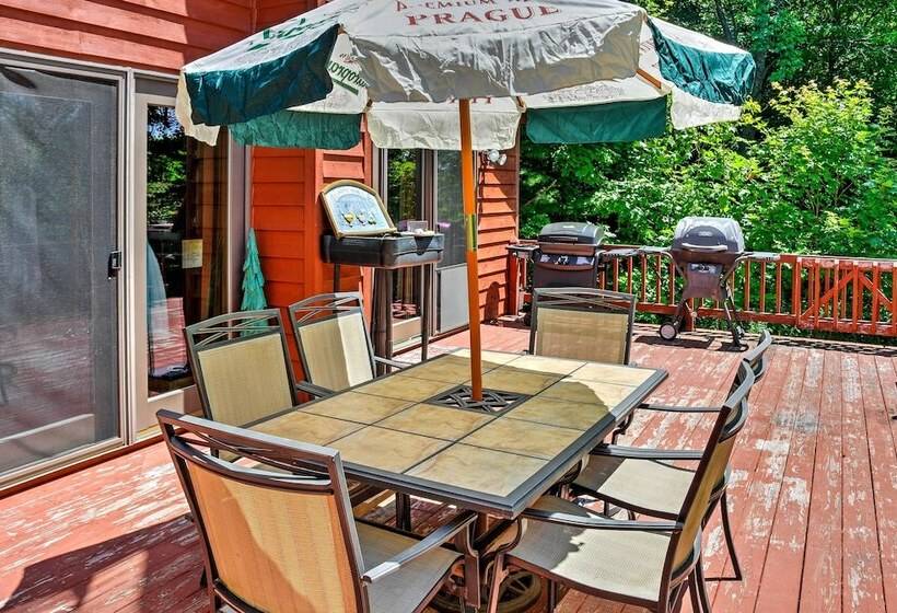 Roomy House On 2 Acres   2 Mi To Egg Harbor Beach!