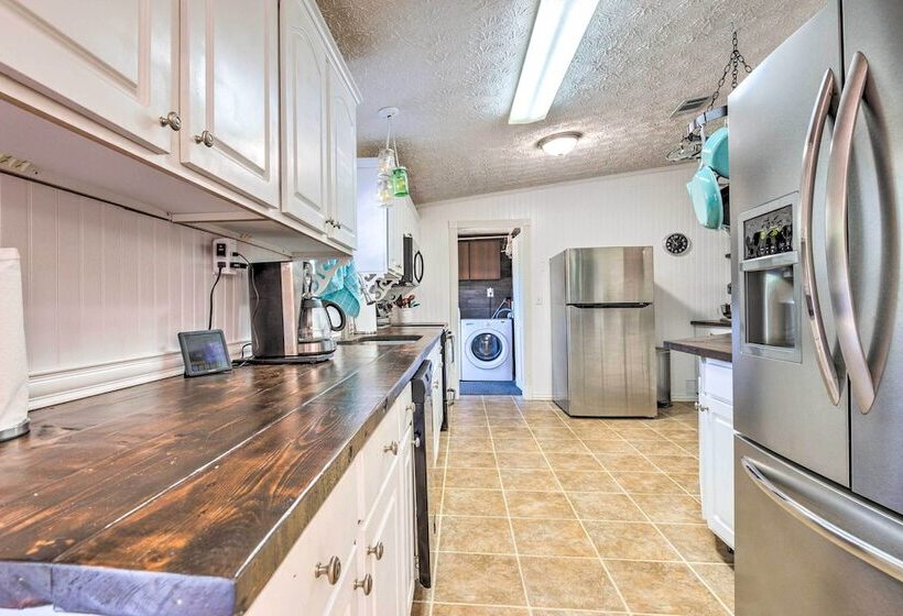 Secluded Pensacola Home ~ 3 Mi To Boat Launch