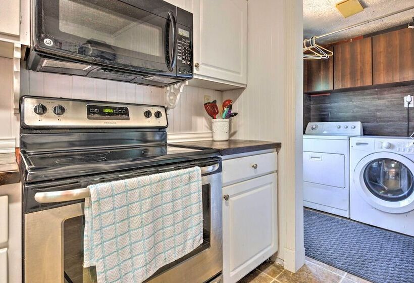 Secluded Pensacola Home ~ 3 Mi To Boat Launch