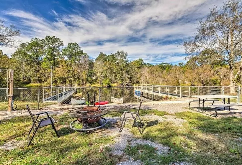 Secluded Pensacola Home ~ 3 Mi To Boat Launch