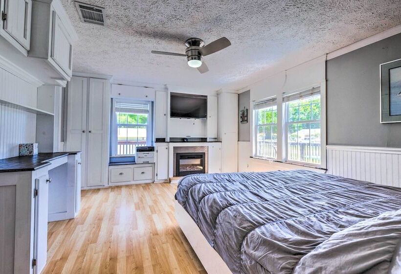 Secluded Pensacola Home ~ 3 Mi To Boat Launch