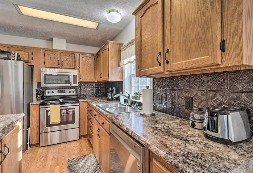 Shenandoah Valley Home ~ 13 Mi To National Park!