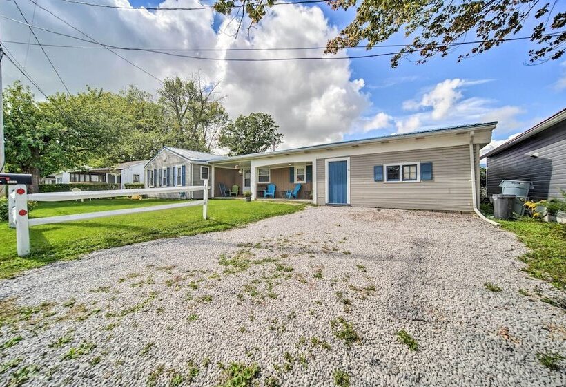 Spacious Geneva House < .5 Mi To The Strip!