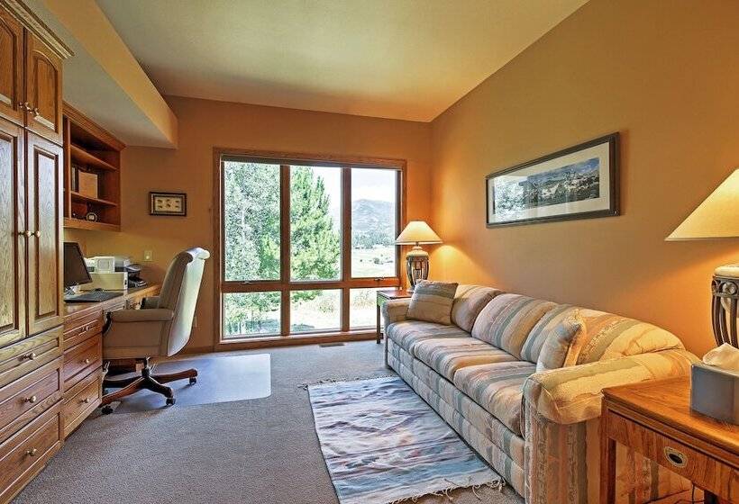 Spacious Home W/mtn Views, 2mi To Steamboat Resort