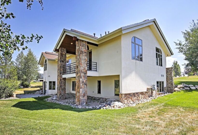 Spacious Home W/mtn Views, 2mi To Steamboat Resort